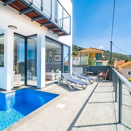 Hillside * Arco da Calheta (Madeira)