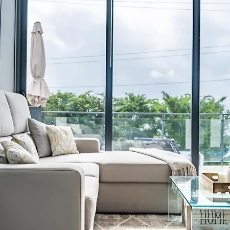 Hillside * Arco da Calheta (Madeira)