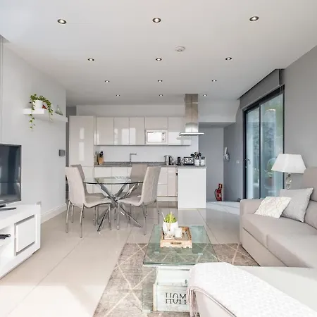 Casa de Férias Hillside Arco da Calheta (Madeira)