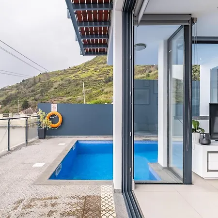 Hillside * Arco da Calheta (Madeira)