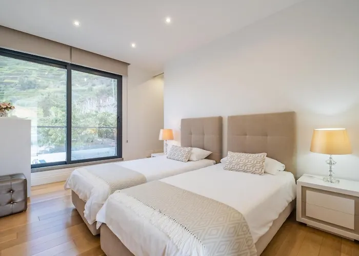 Hillside * Arco da Calheta (Madeira)